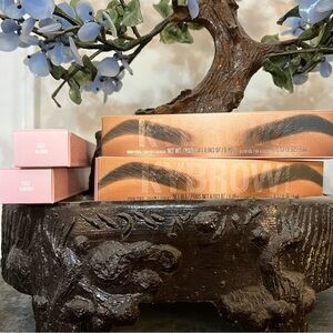 Kylie Cosmetics - KYBROW Kit (Auburn)